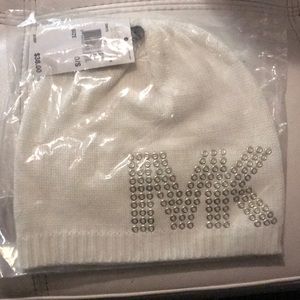 Micheal Kors white skully